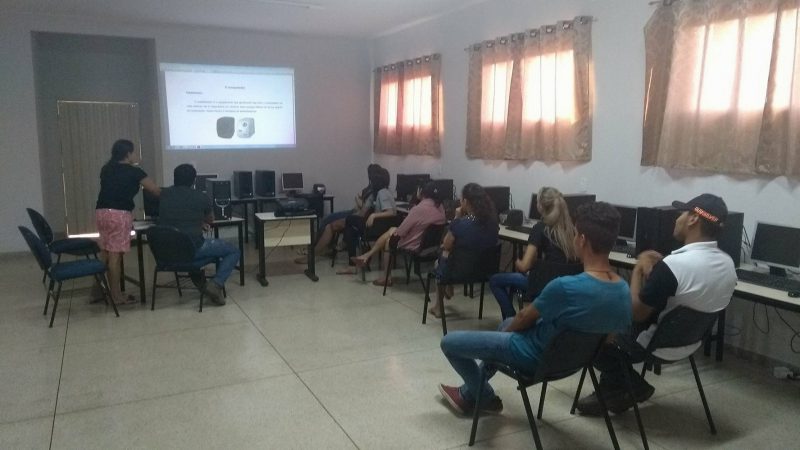 Povoado Serra de Campo participa de curso de Informática realizado no Telecentro Comunitário em Santa Tereza de Goiás